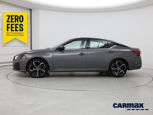 Gray 2024 Nissan Altima SR
