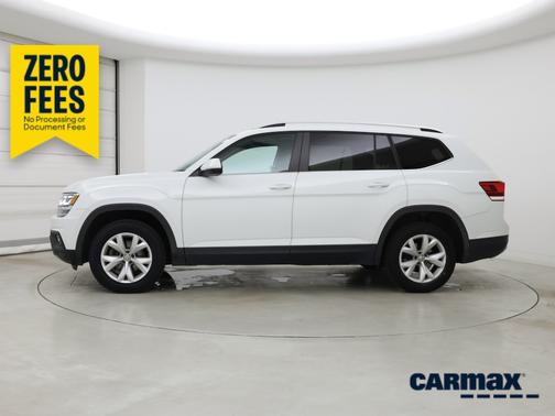 White 2018 Volkswagen Atlas SE w/Tech