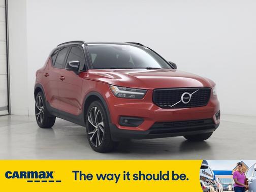 2020 Volvo XC40 T4 R-Design