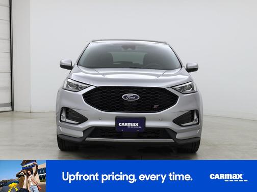 Silver 2022 Ford Edge ST