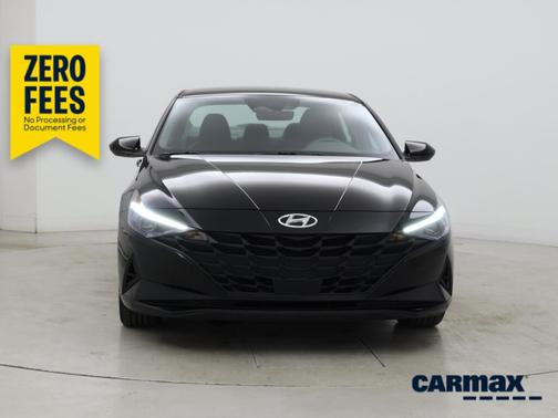 Black 2023 Hyundai ELANTRA SEL