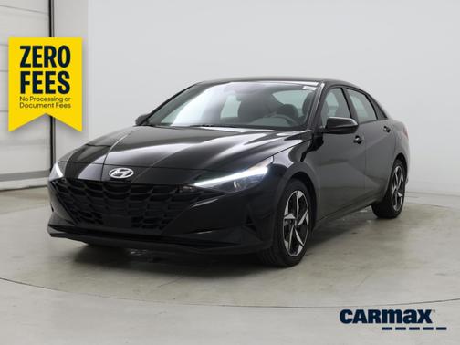 Black 2023 Hyundai ELANTRA SEL