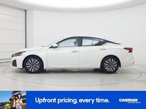 2023 Nissan Altima SV