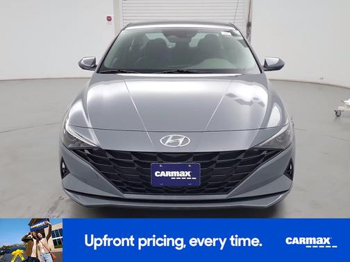 2021 Hyundai ELANTRA SE