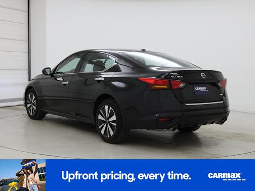 Black 2022 Nissan Altima SL