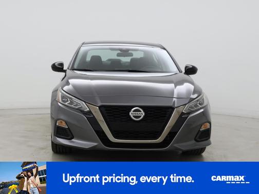 Gray 2020 Nissan Altima SR