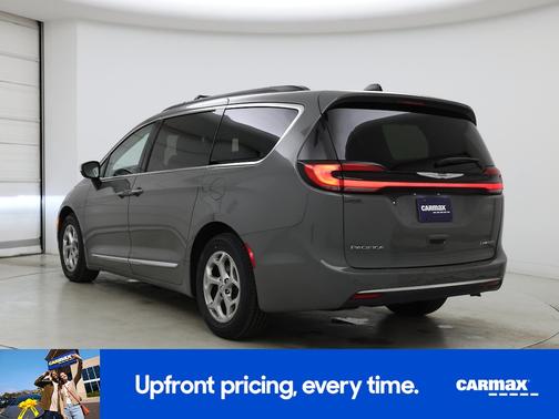 Gray 2023 Chrysler Pacifica Limited