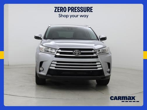 Silver 2018 Toyota Highlander Limited