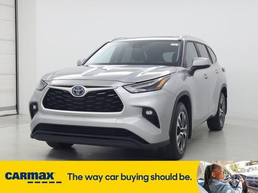 2023 Toyota Highlander Hybrid XLE