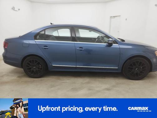 Blue 2017 Volkswagen Jetta SEL