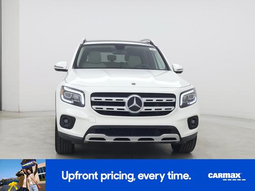 White 2022 Mercedes-Benz GLB 250