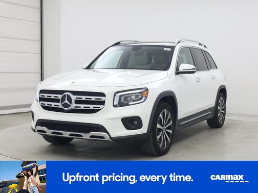 White 2022 Mercedes-Benz GLB 250