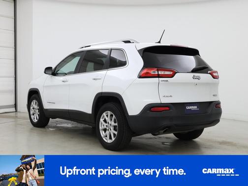 White 2016 Jeep Cherokee Latitude