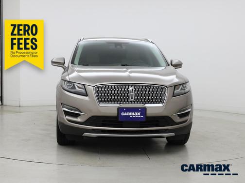 Gold 2019 Lincoln MKC