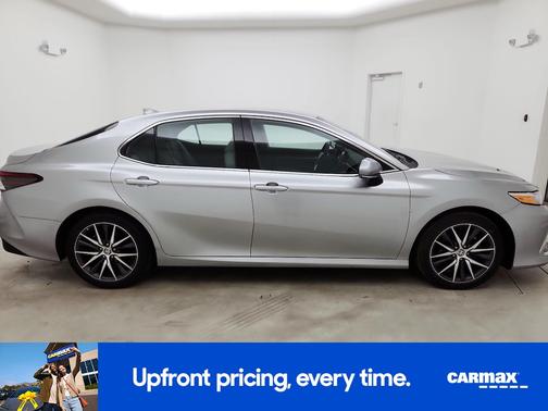 2023 Toyota Camry Hybrid XLE