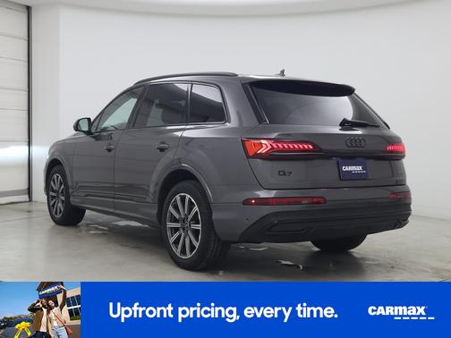 2023 Audi Q7 Premium Plus