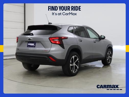 Silver 2024 Chevrolet Trax 2RS