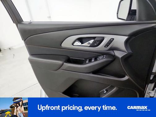 Pearl 2018 Chevrolet Traverse Premier