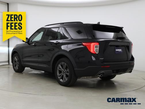 Black 2021 Ford Explorer XLT