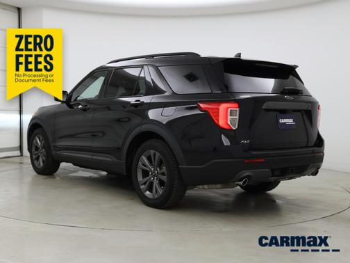 Black 2021 Ford Explorer XLT