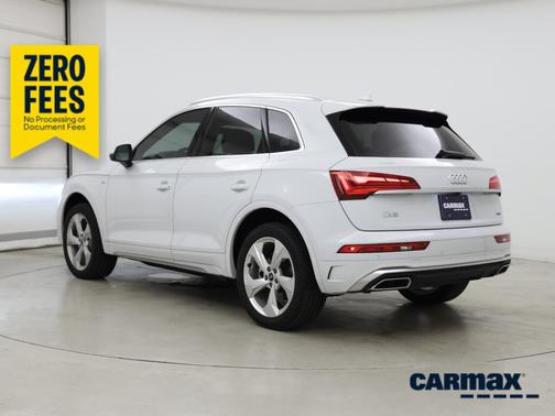 White 2022 Audi Q5 Premium Plus