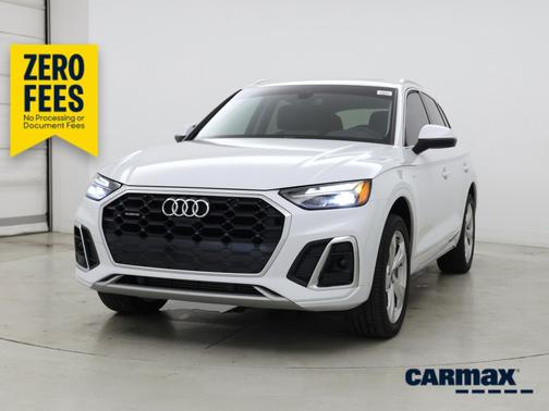 White 2022 Audi Q5 Premium Plus
