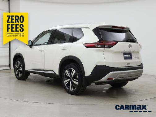 White 2023 Nissan Rogue Platinum