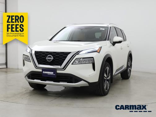 White 2023 Nissan Rogue Platinum
