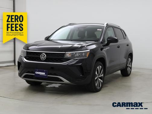 Black 2022 Volkswagen Taos SE