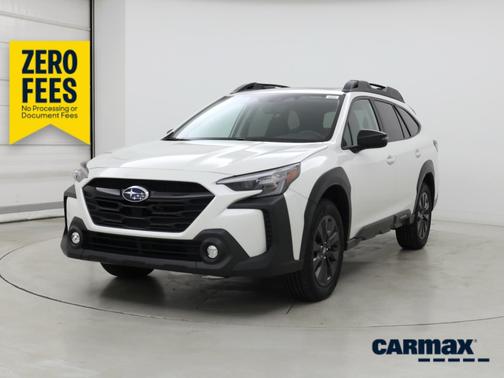 White 2025 Subaru Outback Onyx Edition