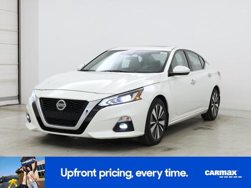 White 2021 Nissan Altima SL