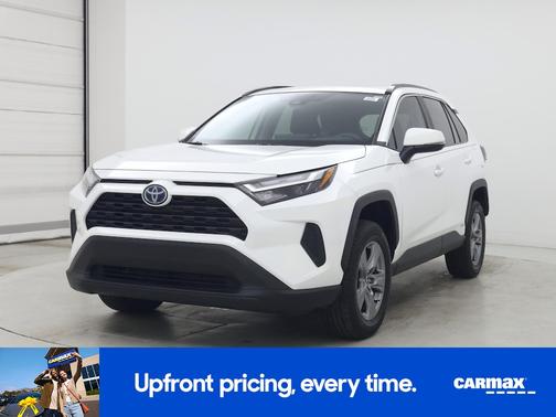 White 2022 Toyota RAV4 Hybrid XLE