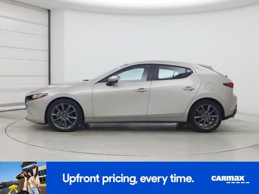Tan 2022 Mazda Mazda3 Select