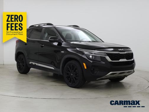 Black 2022 Kia Seltos Nightfall