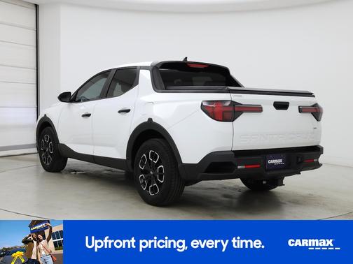 White 2022 Hyundai SANTA CRUZ SEL