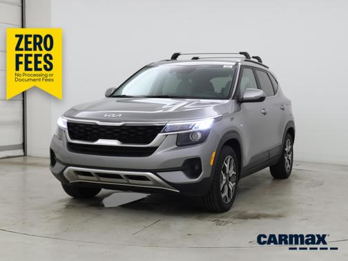 Gray 2022 Kia Seltos EX