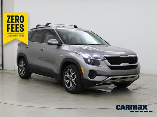 Gray 2022 Kia Seltos EX