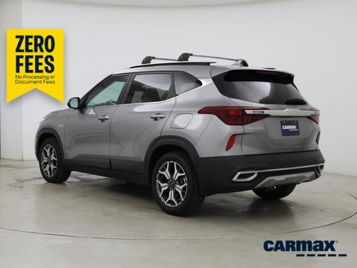 Gray 2022 Kia Seltos EX