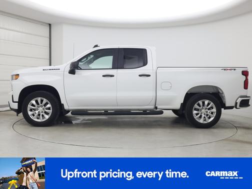 White 2021 Chevrolet Silverado 1500 Custom