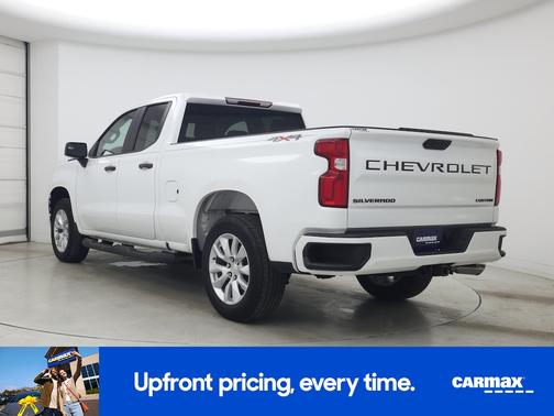 White 2021 Chevrolet Silverado 1500 Custom