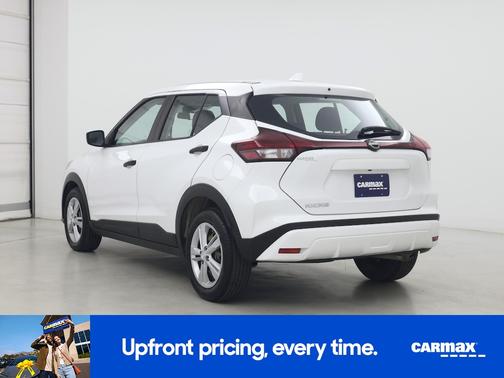 2022 Nissan Kicks S