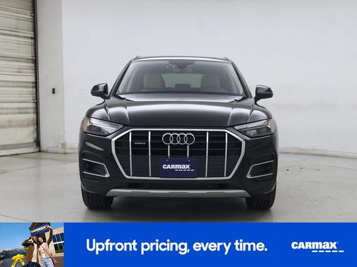 Black 2022 Audi Q5 Premium