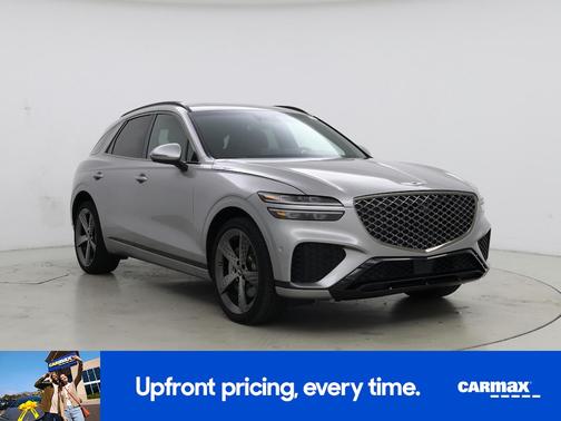 Silver 2024 Genesis GV70
