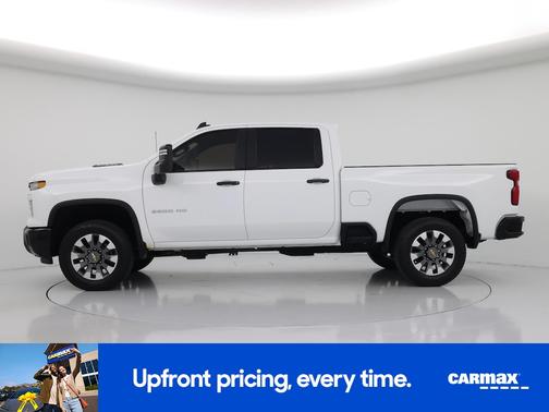 White 2024 Chevrolet Silverado 2500 Custom