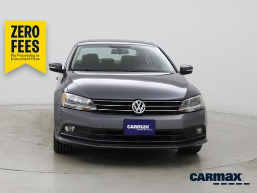 Gray 2015 Volkswagen Jetta SE