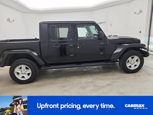 2022 Jeep Gladiator Sport