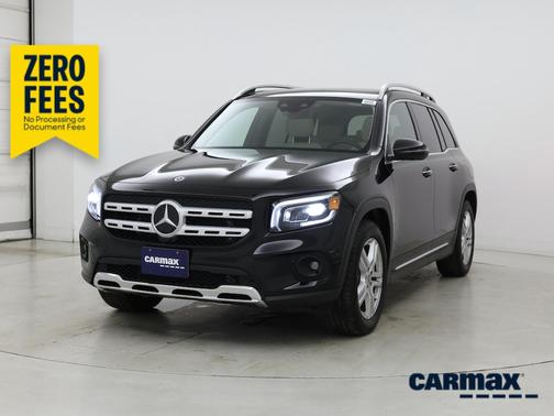 Black 2023 Mercedes-Benz GLB 250