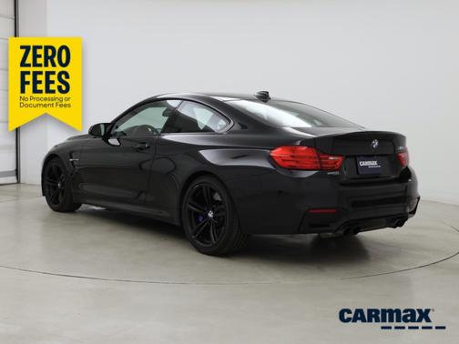 Black 2016 BMW M4