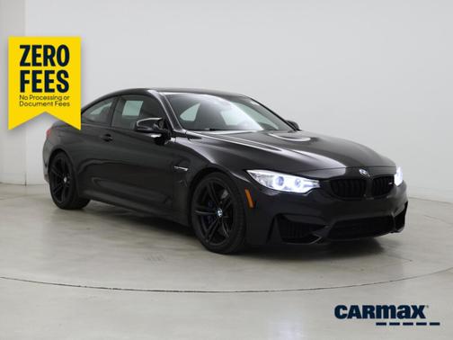 Black 2016 BMW M4