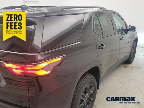 Black 2023 Chevrolet Traverse LT Cloth